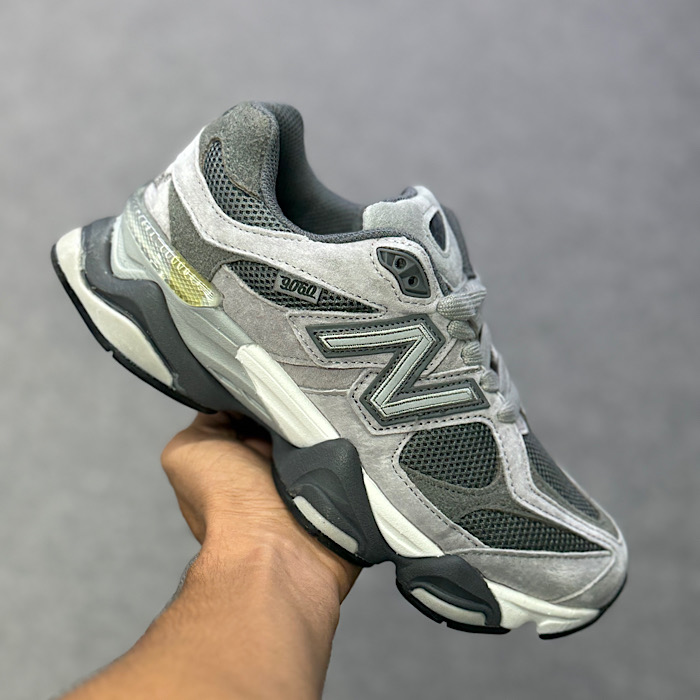 کفش نیوبالانس 9060 طوسی مشکی | New Balance 9060 Grey Black اسپرت زنانه و مردانه